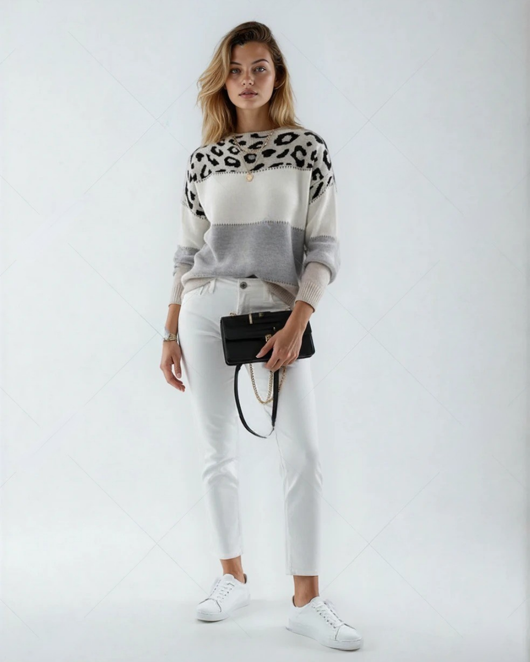 Novi Sweater