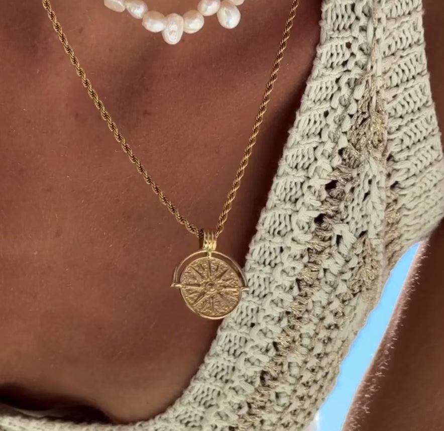 Amoré Necklace